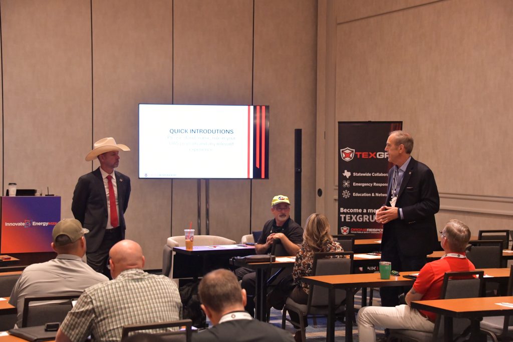 Author Jason Day far left, led the popular DRONERESPONDERS Forum. Author Jason Day far left, led the popular DRONERESPONDERS Forum.